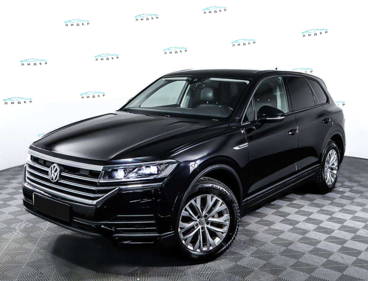 Б/У Фольксваген Туарег 2019 года. Фото: #28