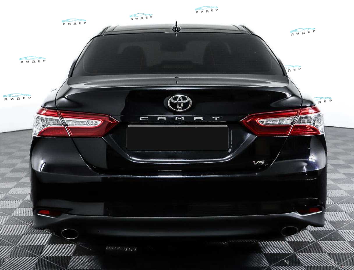 Б/У Тойота Камри 2019 года. Фото: #5