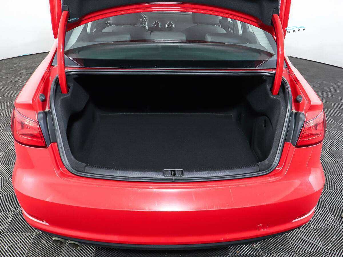 Б/У Ауди А3 2015 года. Фото: #8