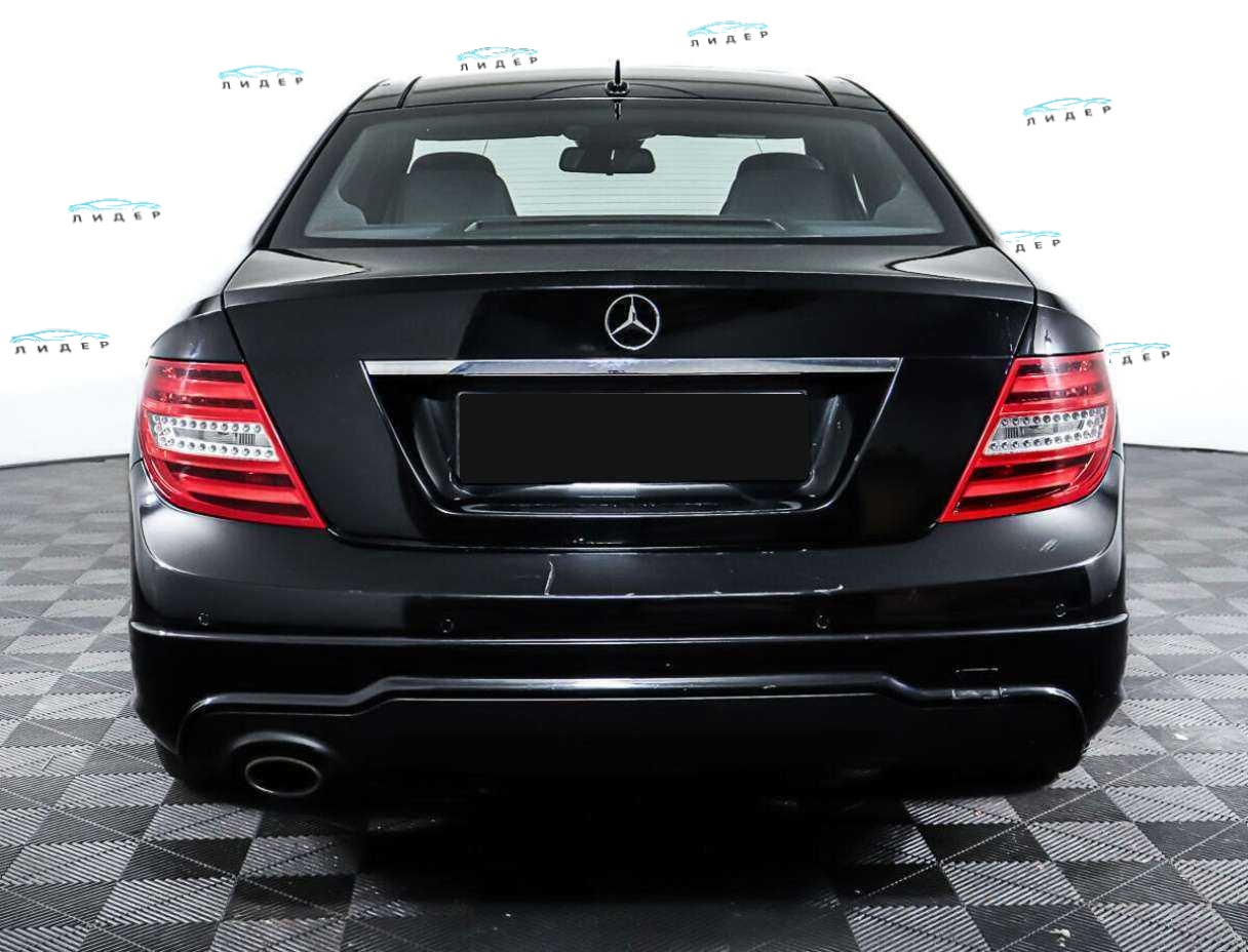 Б/У Мерседес-Бенц Ц-Класс 2012 года. Фото: #5