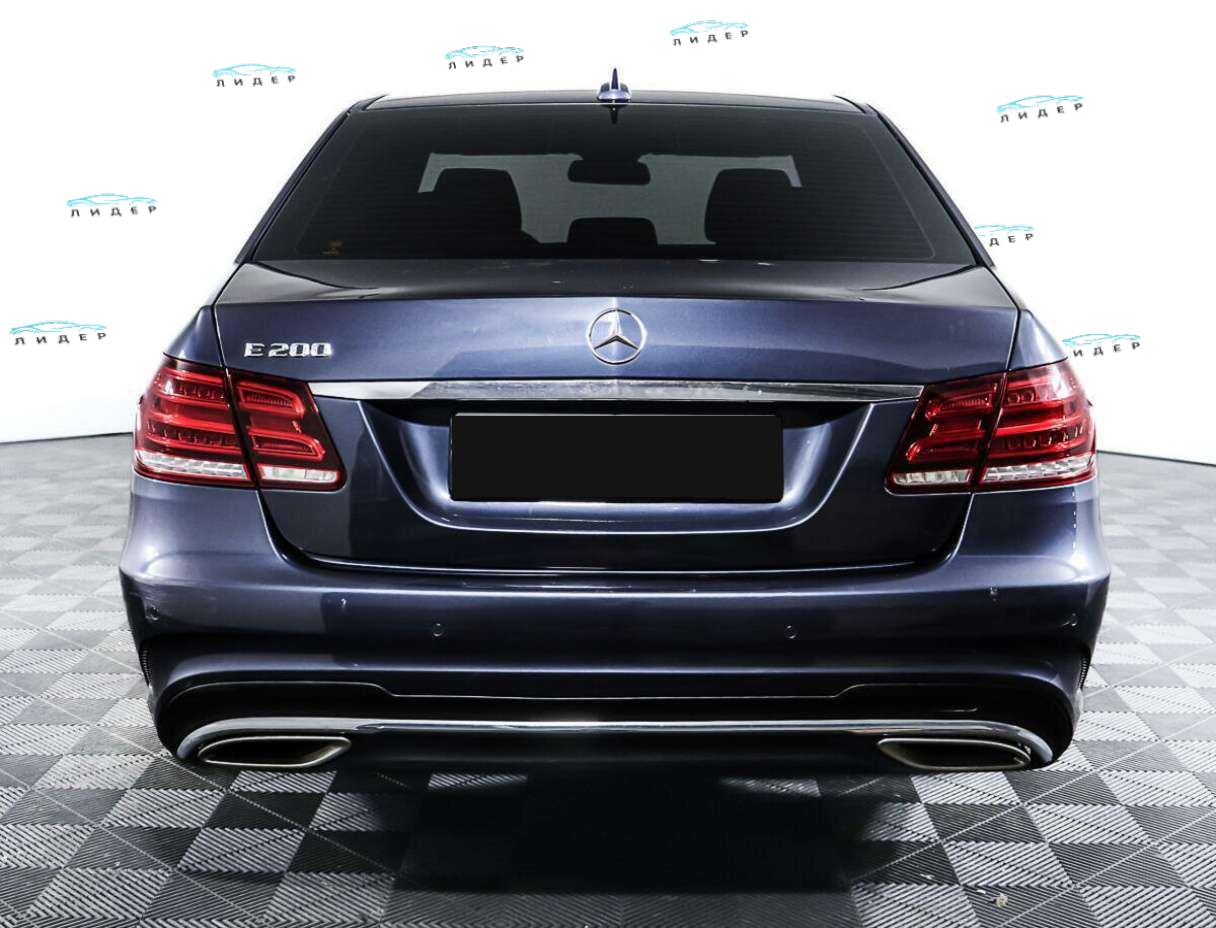 Б/У Мерседес-Бенц Е-Класс 2015 года. Фото: #5