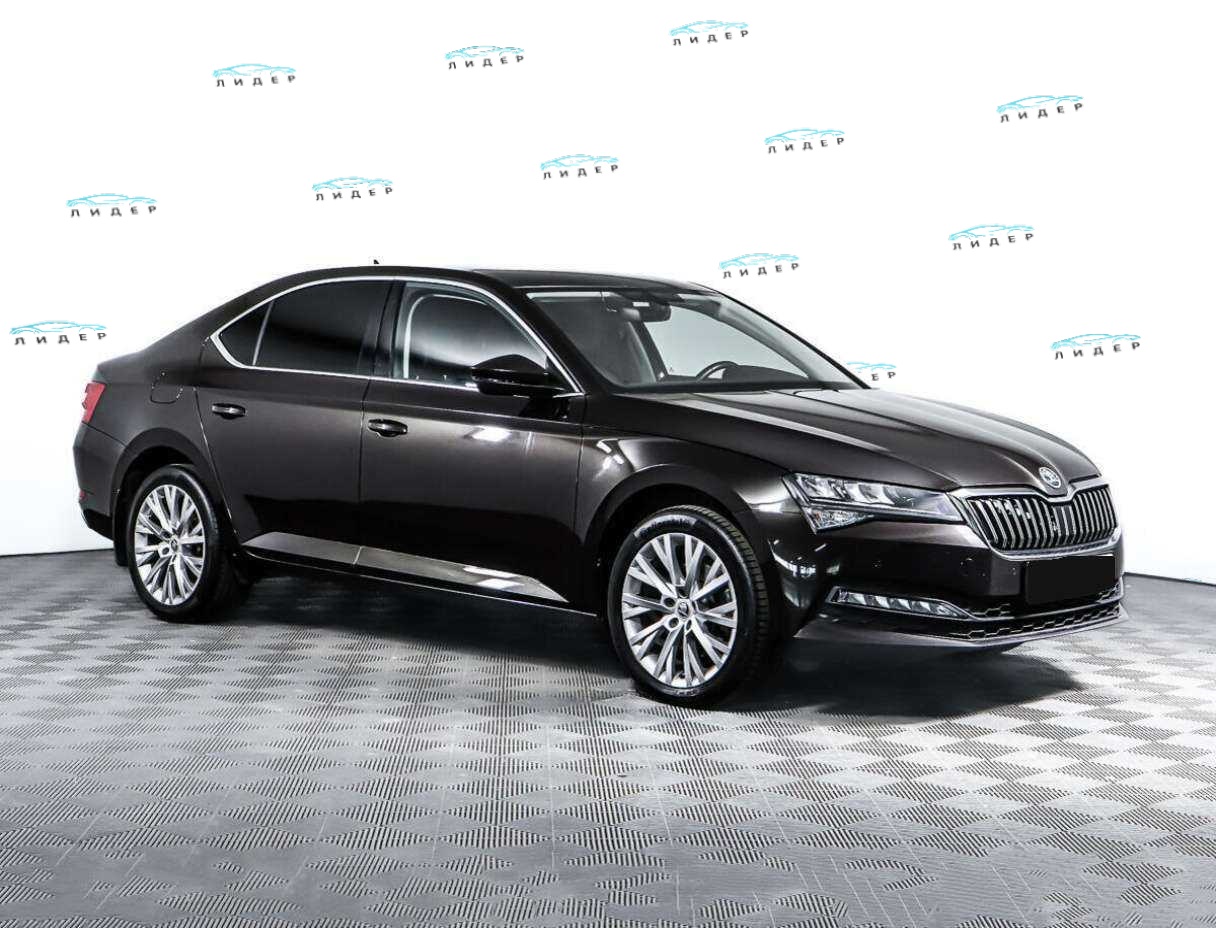 Б/У Шкода Суперб 2020 года. Фото: #2