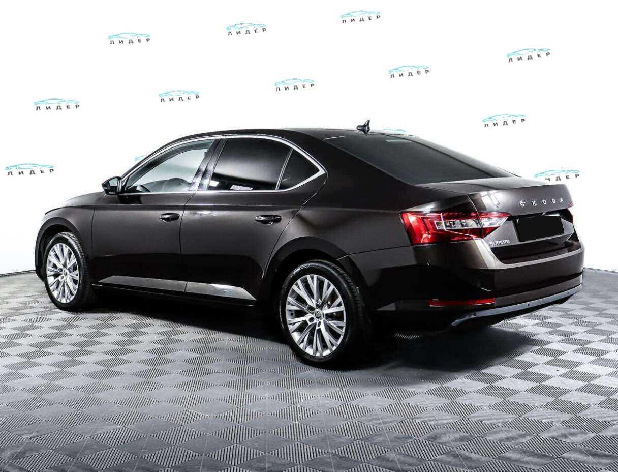 Б/У Шкода Суперб 2020 года. Фото: #6