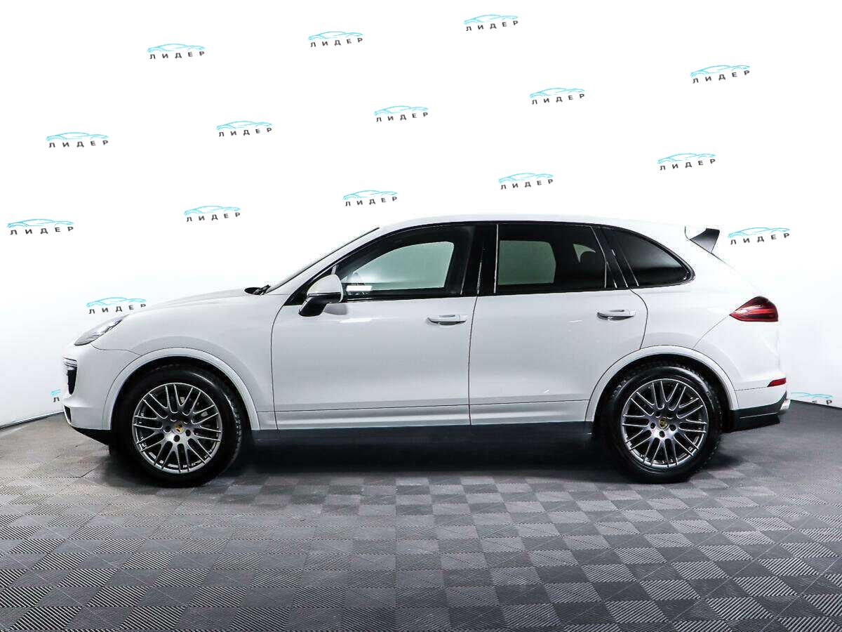 Б/У Порш Кайен 2017 года. Фото: #7