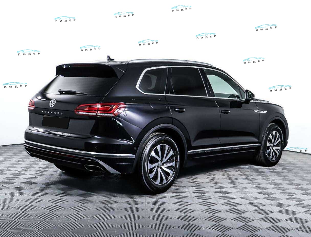 Б/У Фольксваген Туарег 2020 года. Фото: #4