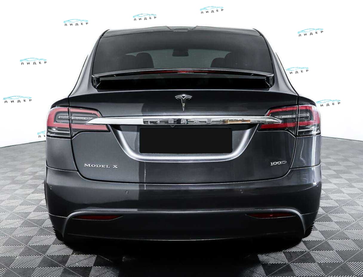 Б/У Тесла Модел Икс 2018 года. Фото: #5