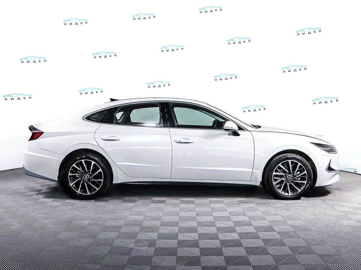 Б/У Хендай Соната 2022 года. Фото: #3