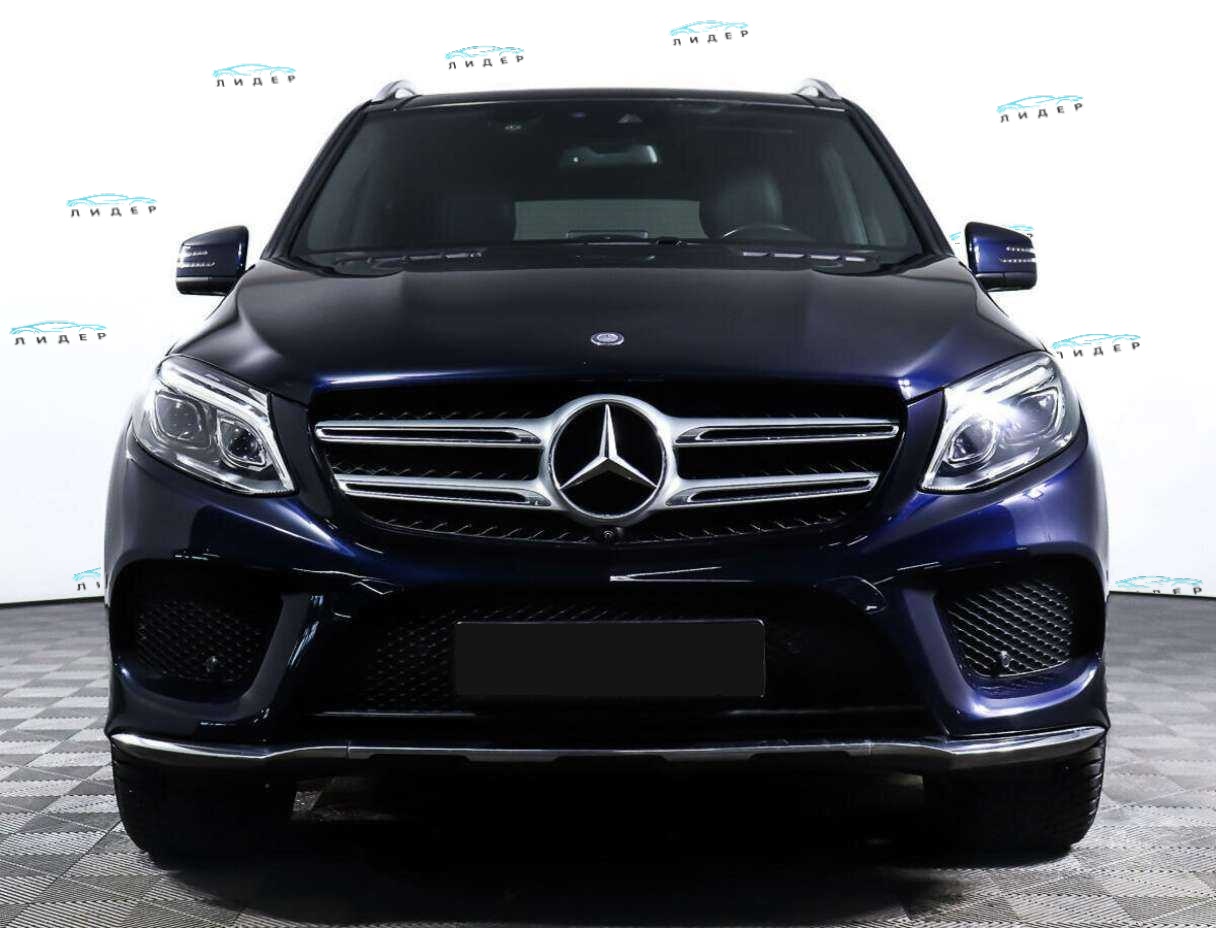Б/У Мерседес-Бенц ГЛЕ 2016 года. Фото: #1