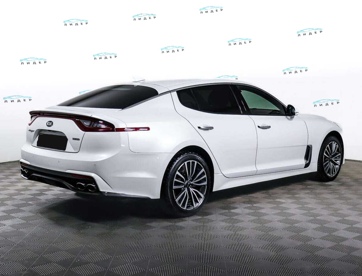 Б/У Киа Стингер 2019 года. Фото: #4