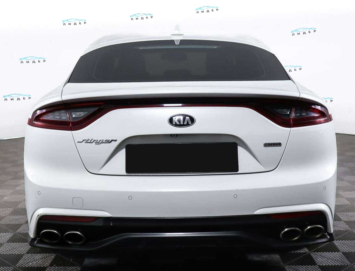 Б/У Киа Стингер 2019 года. Фото: #5