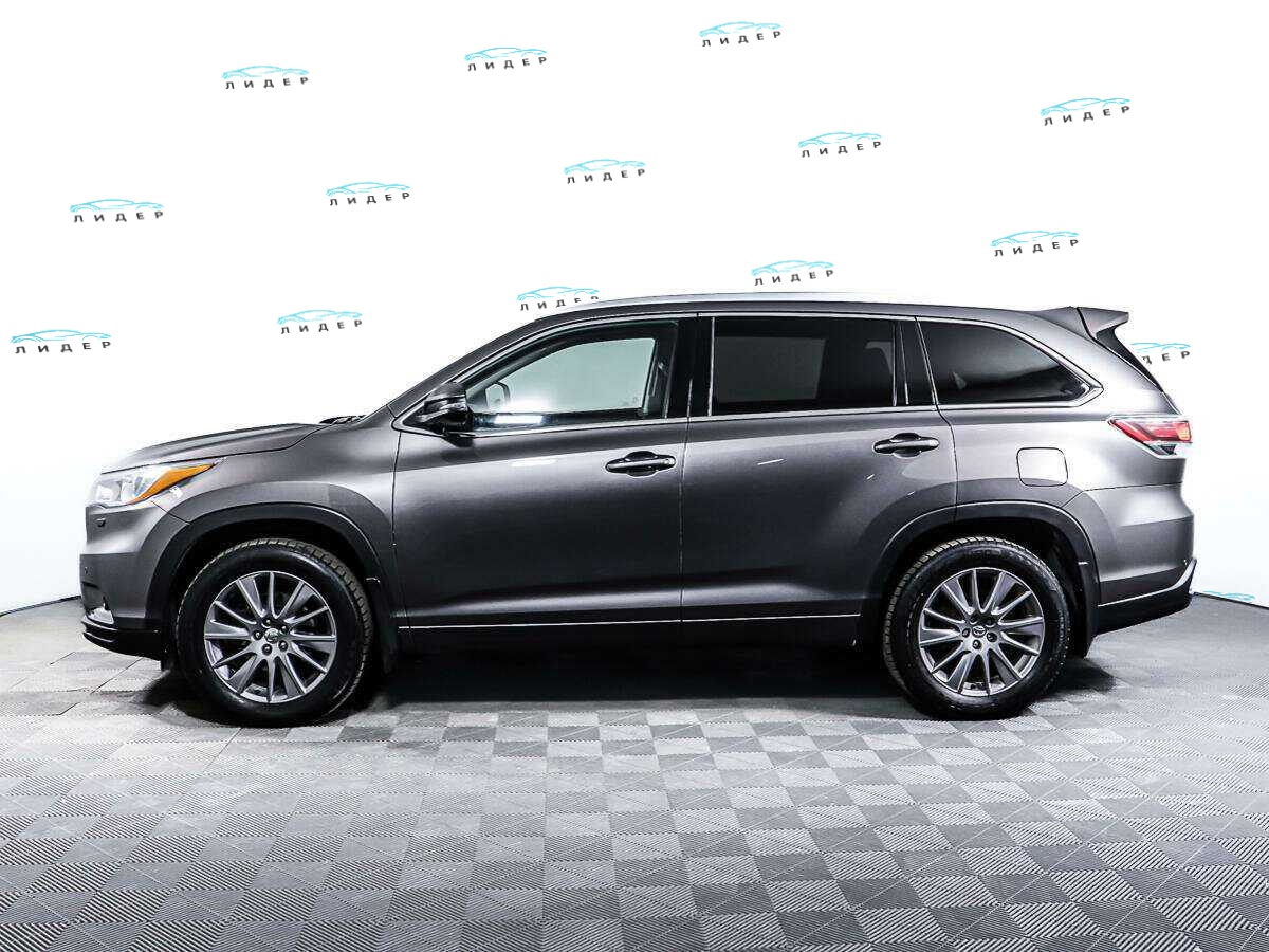 Б/У Тойота Хайлэндер 2014 года. Фото: #5