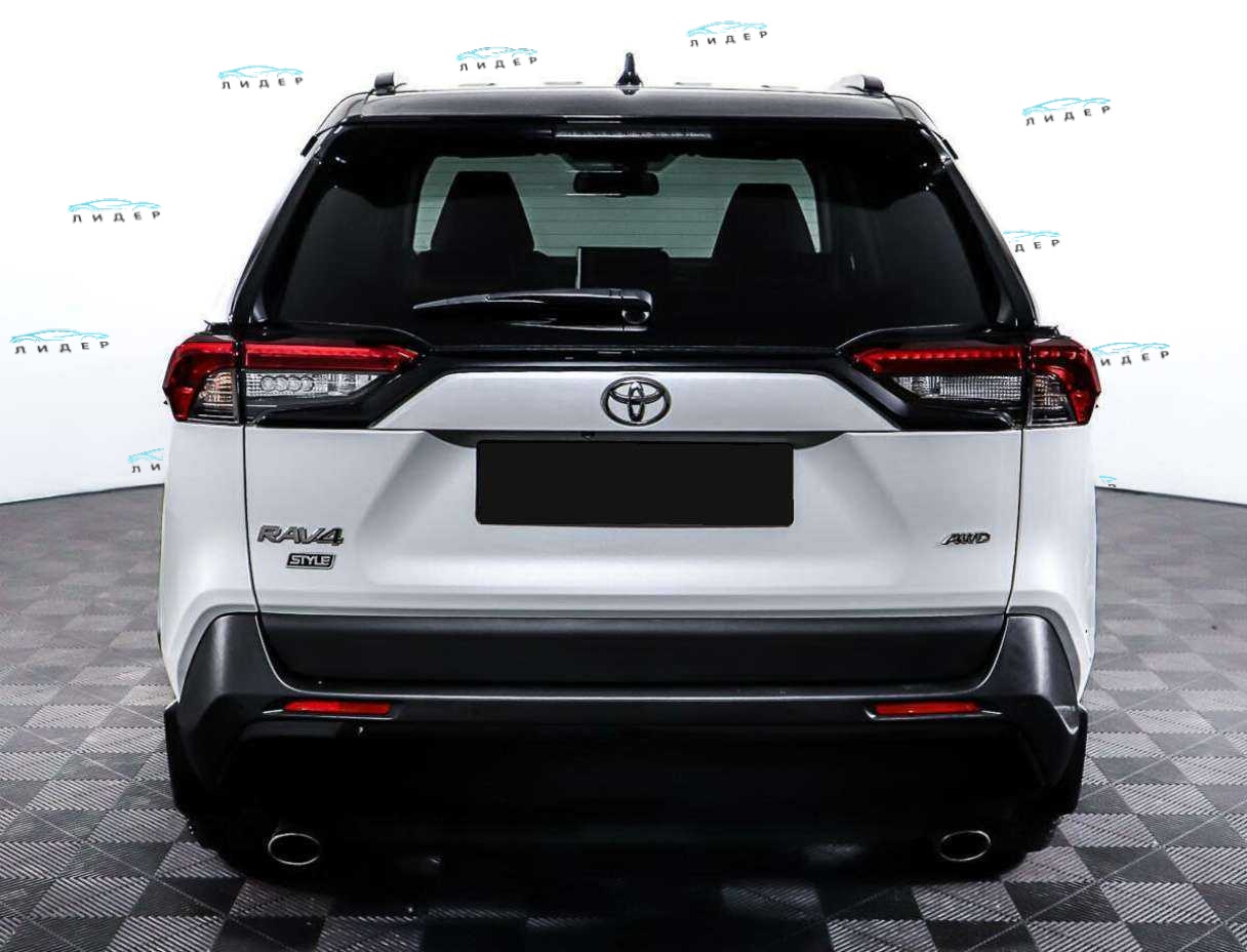 Б/У Тойота Рав4 2021 года. Фото: #5