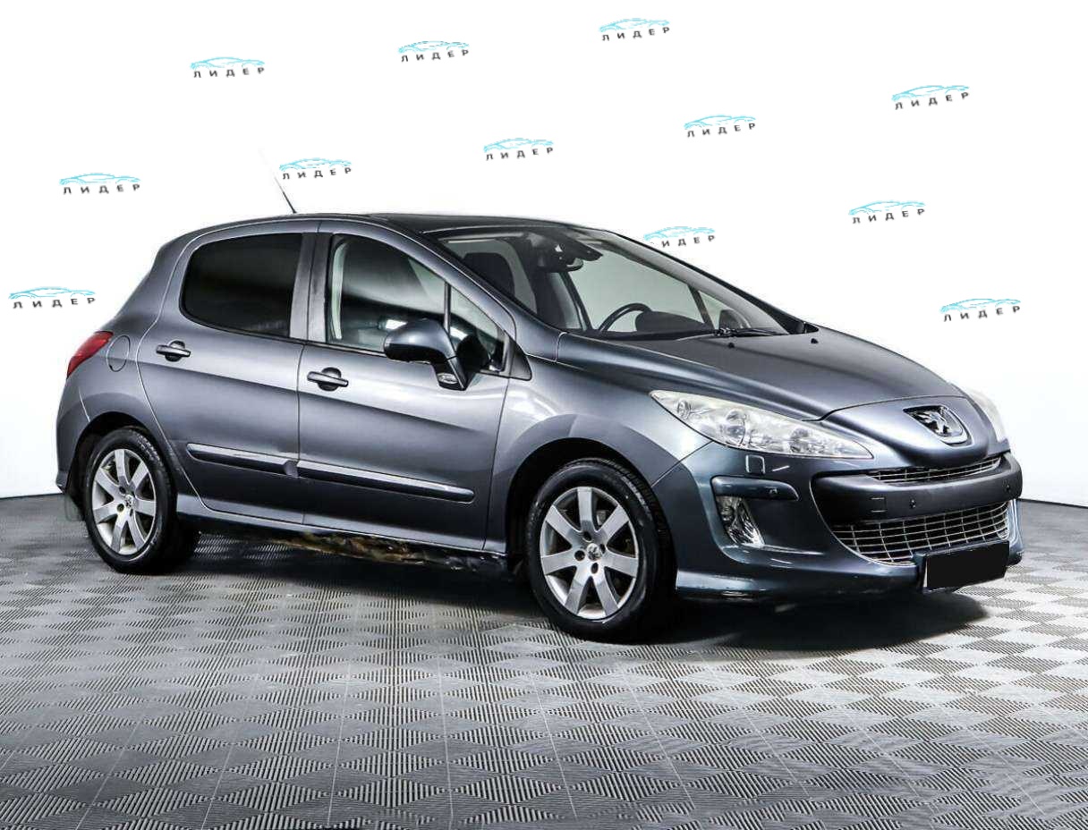 Б/У Пежо 308 2010 года. Фото: #1
