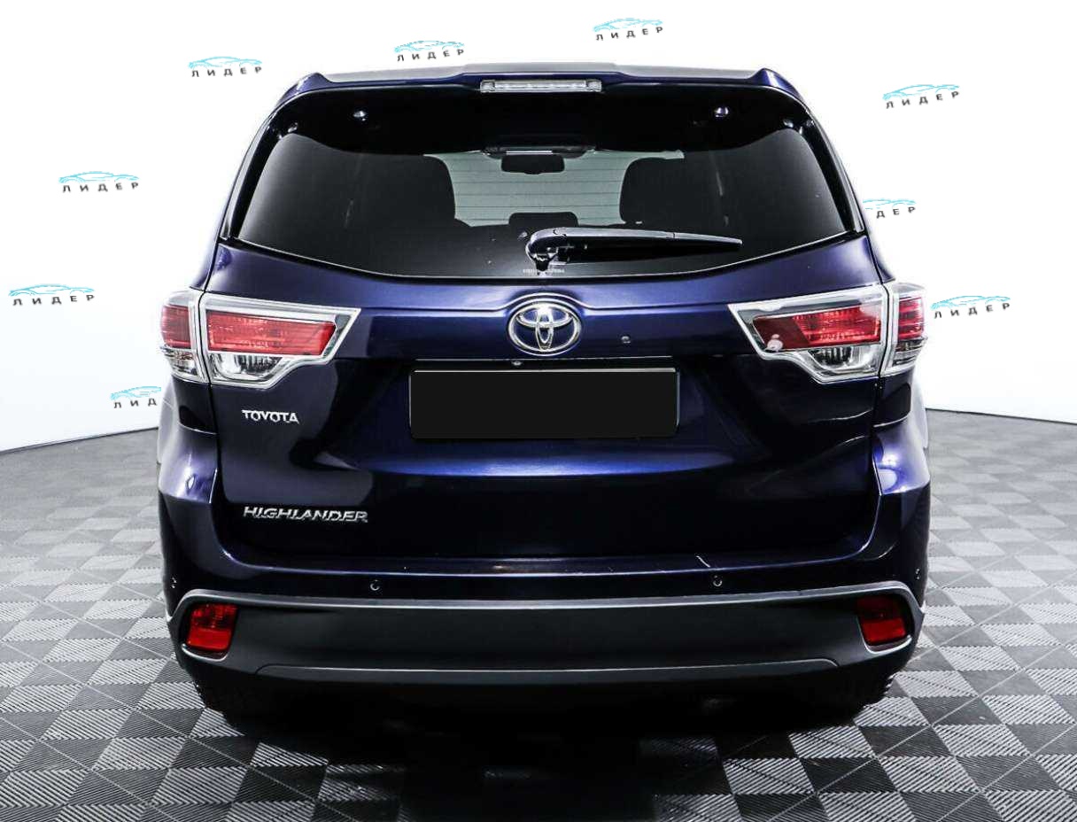 Б/У Тойота Хайлэндер 2015 года. Фото: #5