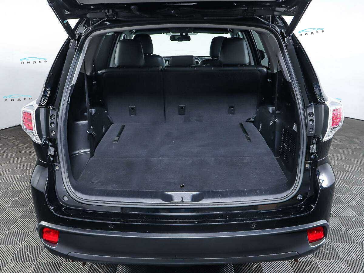 Б/У Тойота Хайлэндер 2014 года. Фото: #7