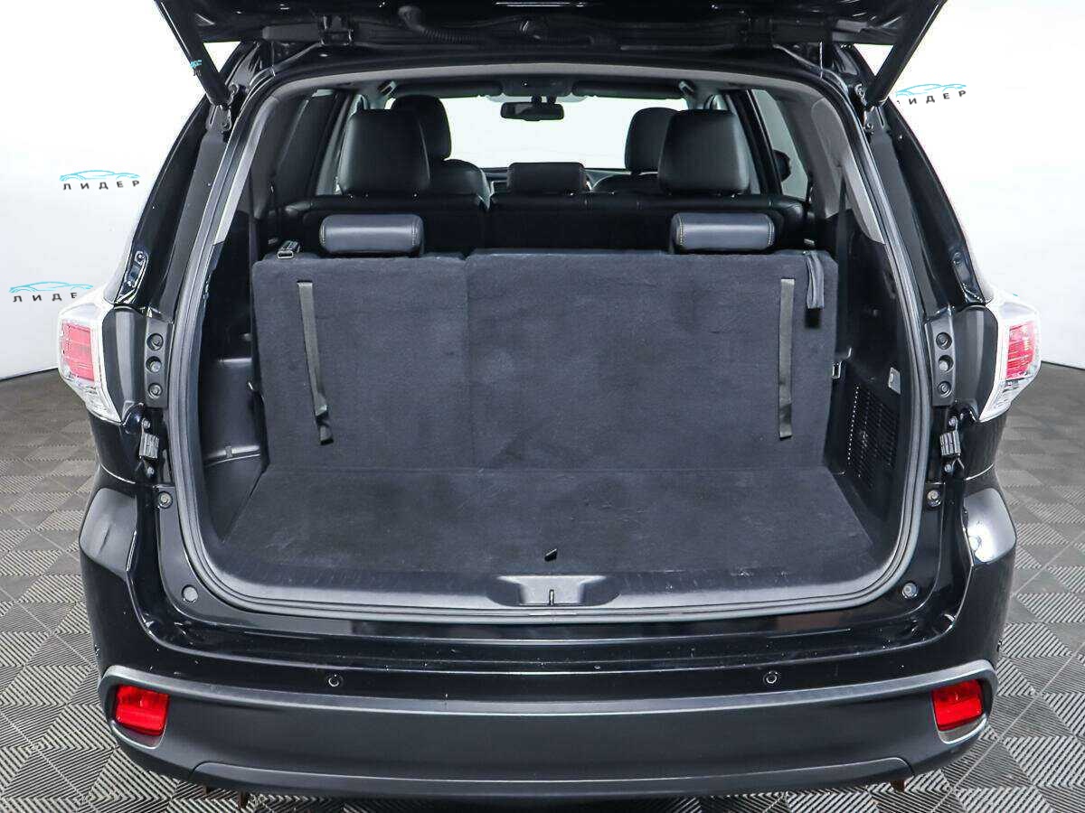 Б/У Тойота Хайлэндер 2014 года. Фото: #8