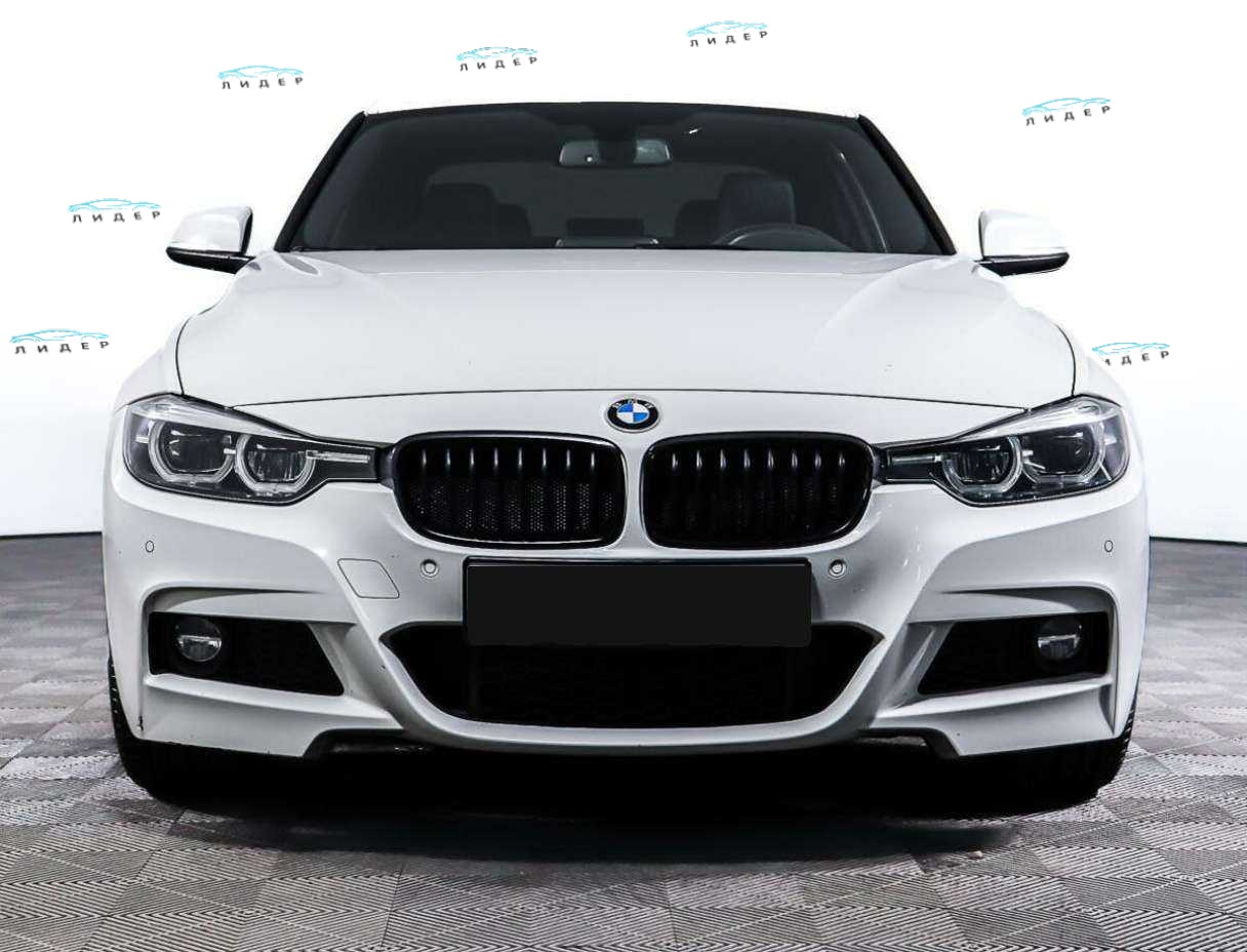 Б/У БМВ 3 серии 2017 года. Фото: #1