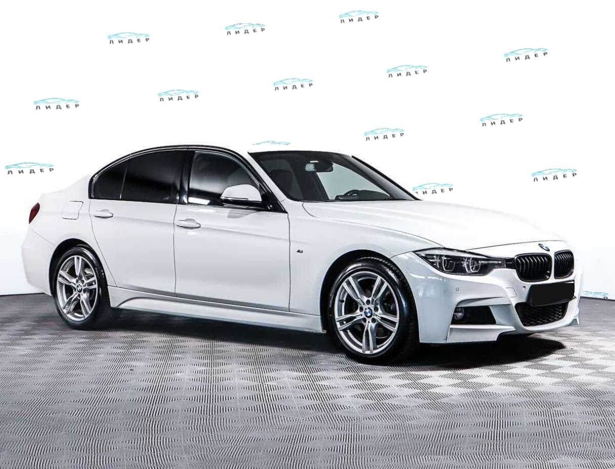 Б/У БМВ 3 серии 2017 года. Фото: #2