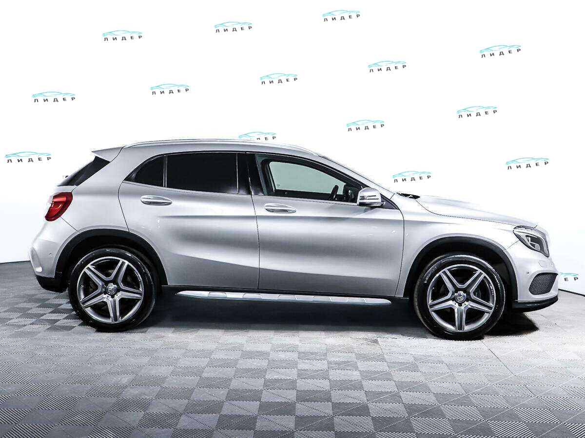 Б/У Мерседес-Бенц ГЛА 2015 года. Фото: #3