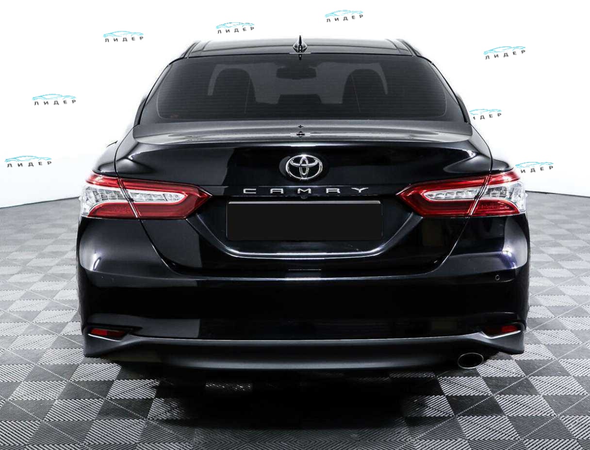 Б/У Тойота Камри 2019 года. Фото: #5