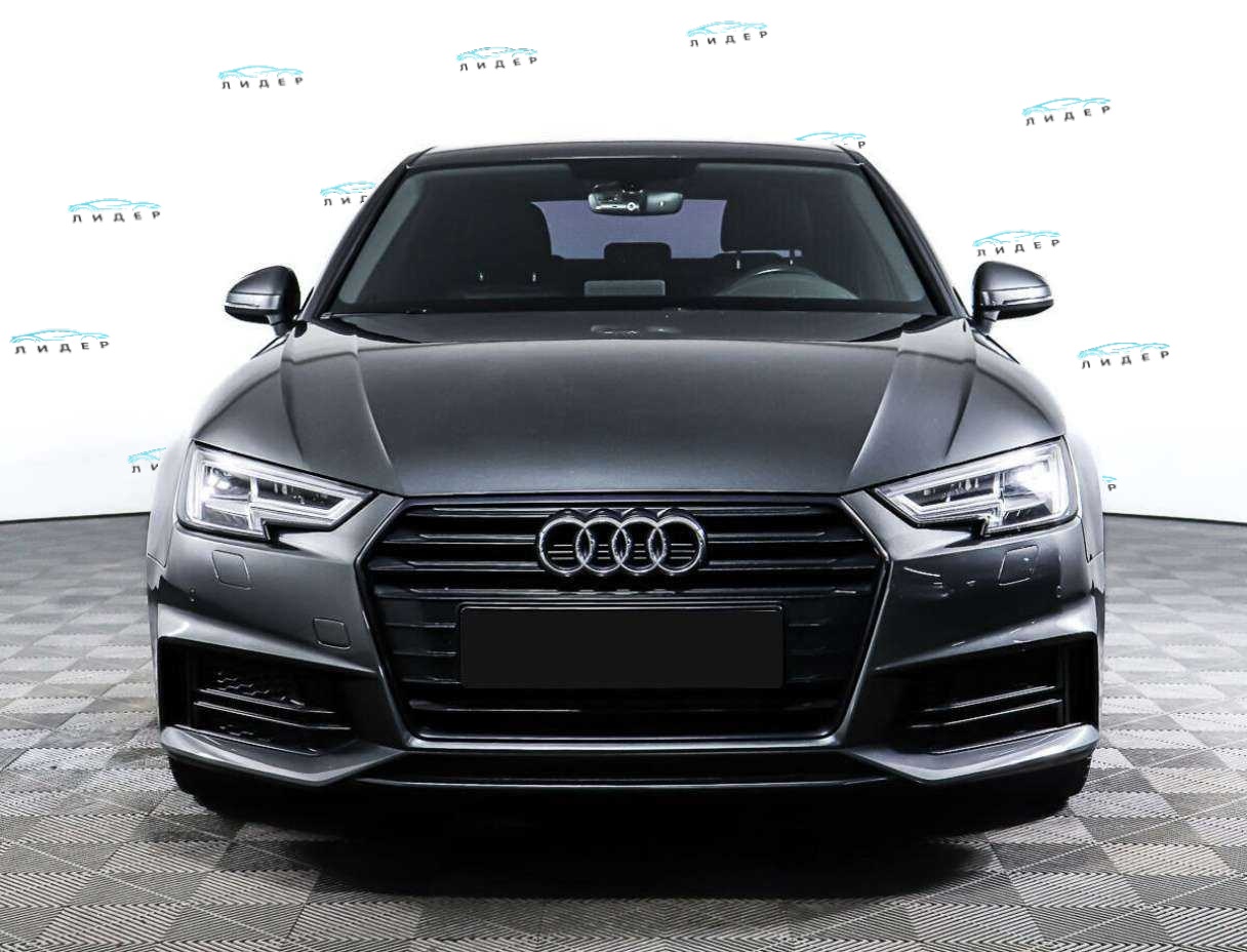 Б/У Ауди А4 2017 года. Фото: #1