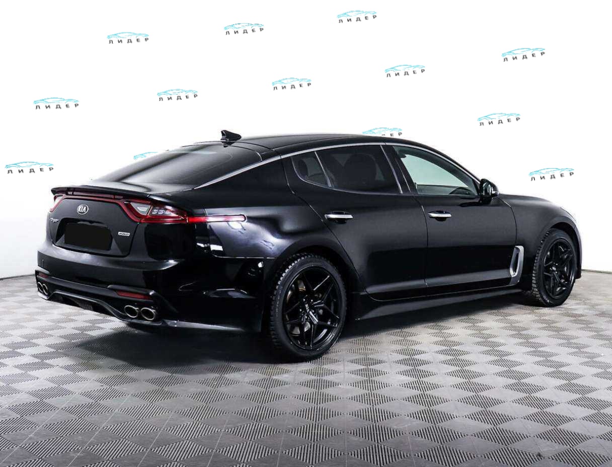 Б/У Киа Стингер 2018 года. Фото: #4