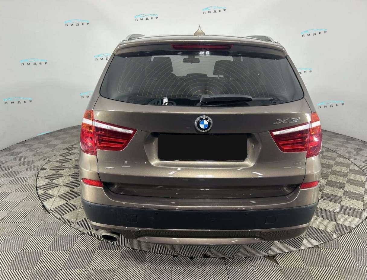 Б/У БМВ Икс3 2013 года. Фото: #2