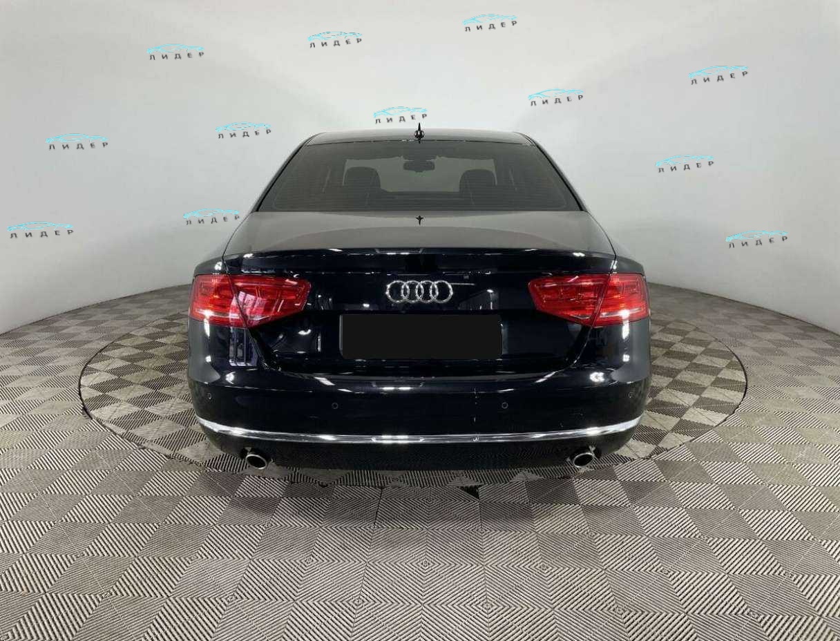 Б/У Ауди А8 2011 года. Фото: #2