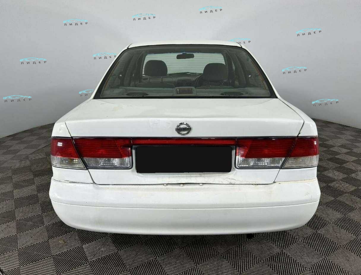 Б/У Ниссан Санни 2004 года. Фото: #2