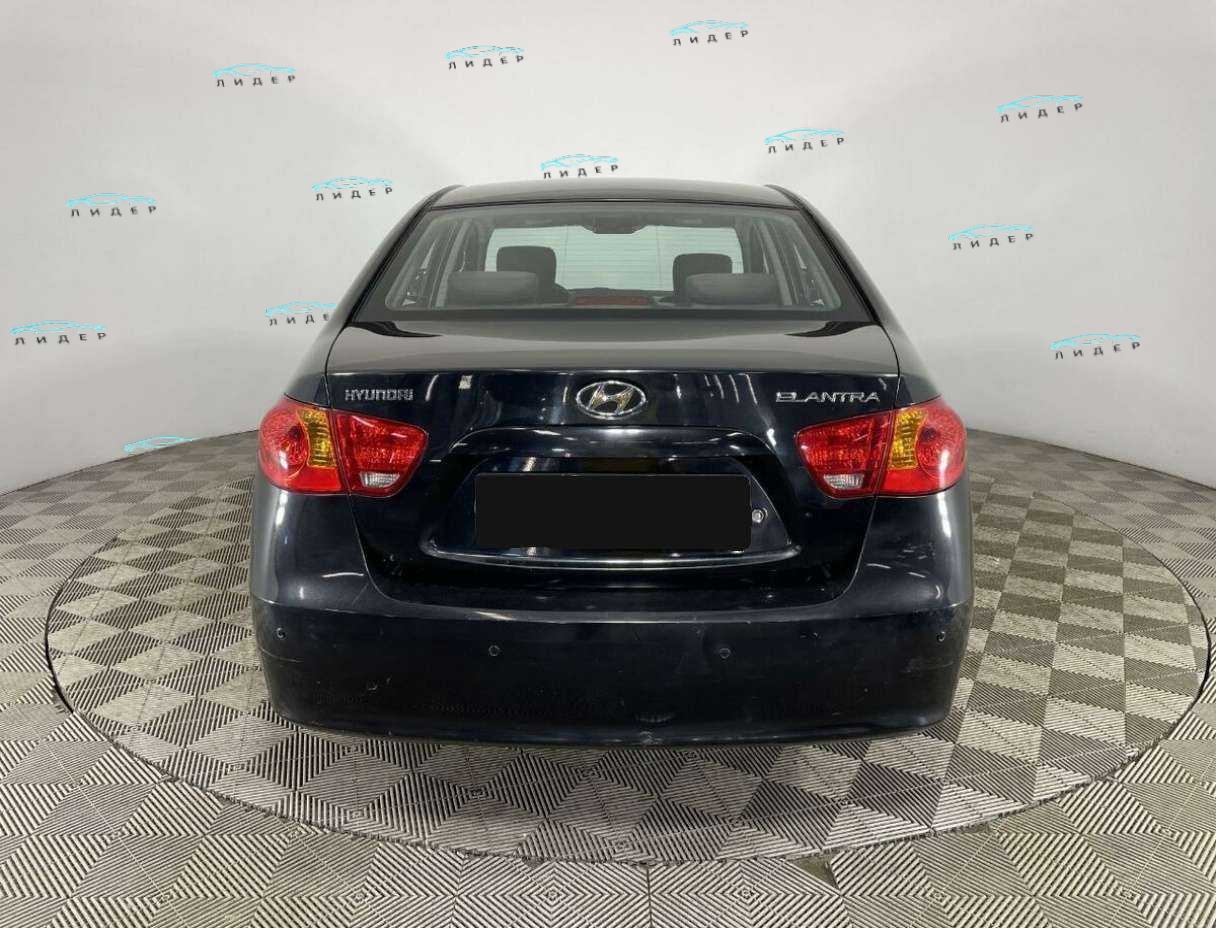 Б/У Хендай Елантра 2008 года. Фото: #2
