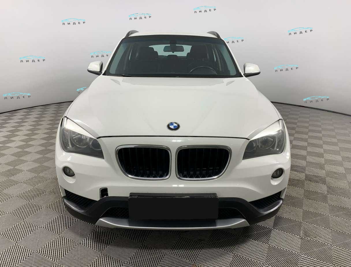 Б/У БМВ Икс1 2013 года. Фото: #1