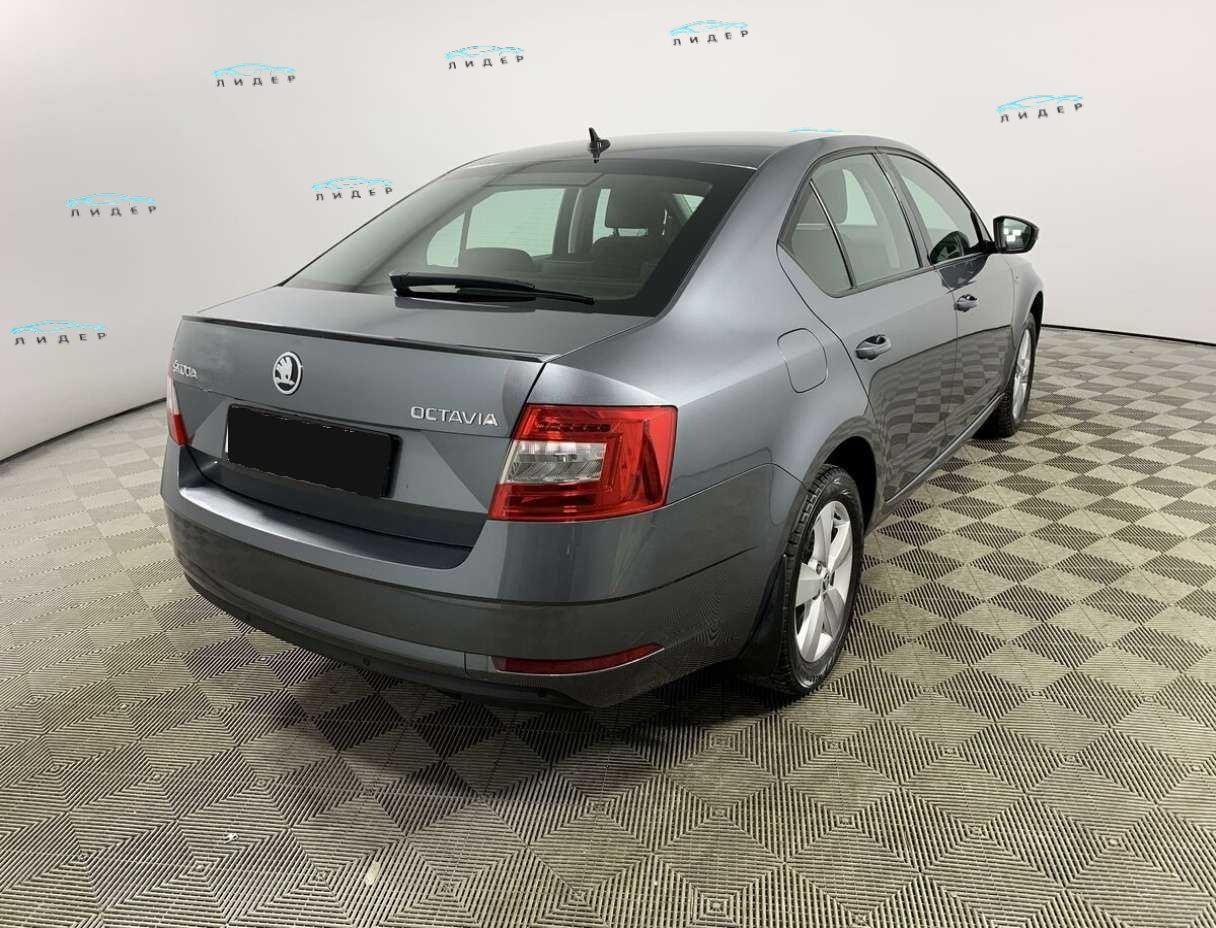 Б/У Шкода Октавия 2020 года. Фото: #4