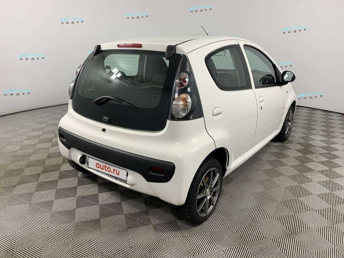 Б/У Ситроен Ц1 2012 года. Фото: #3