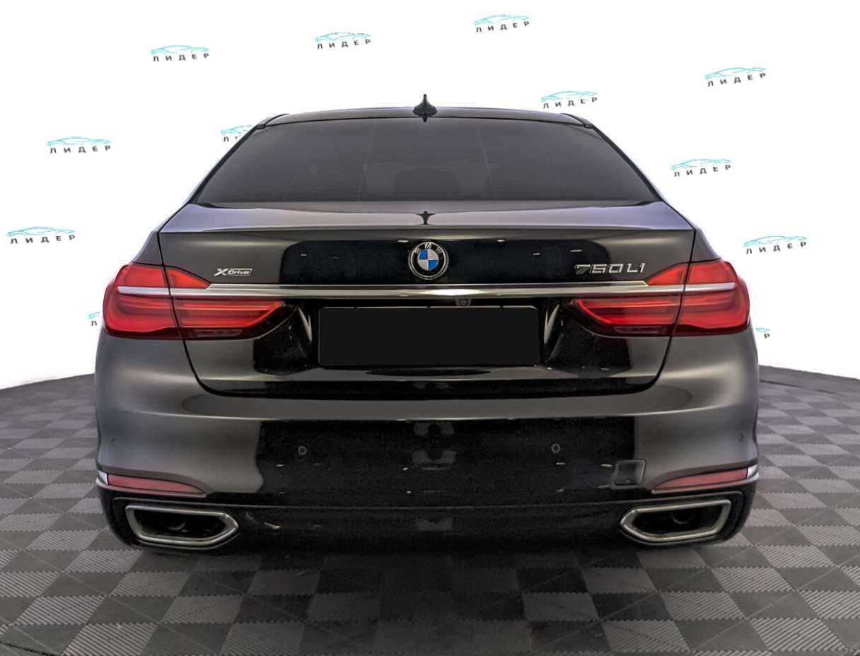 Б/У БМВ 7 серии 2017 года. Фото: #5