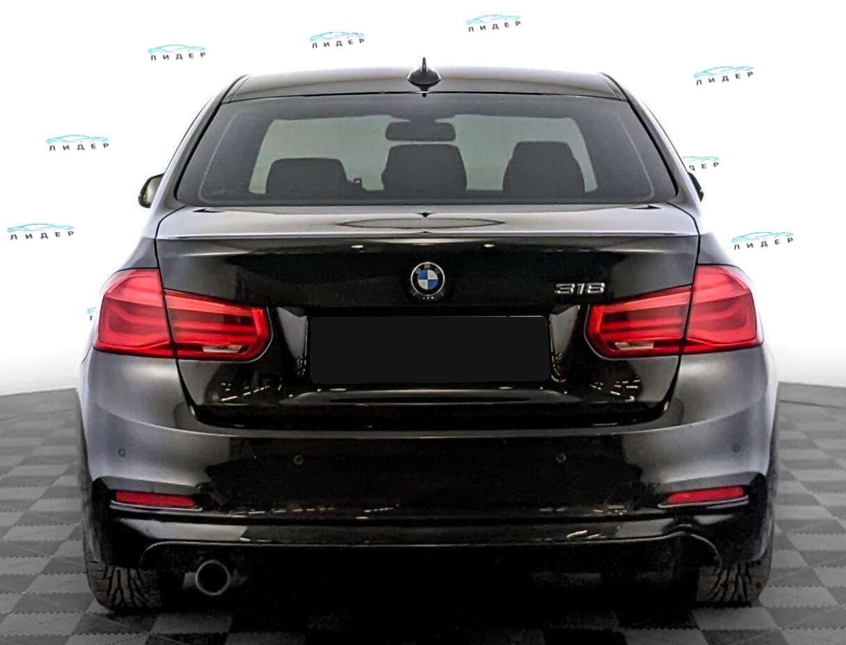 Б/У БМВ 3 серии 2018 года. Фото: #5