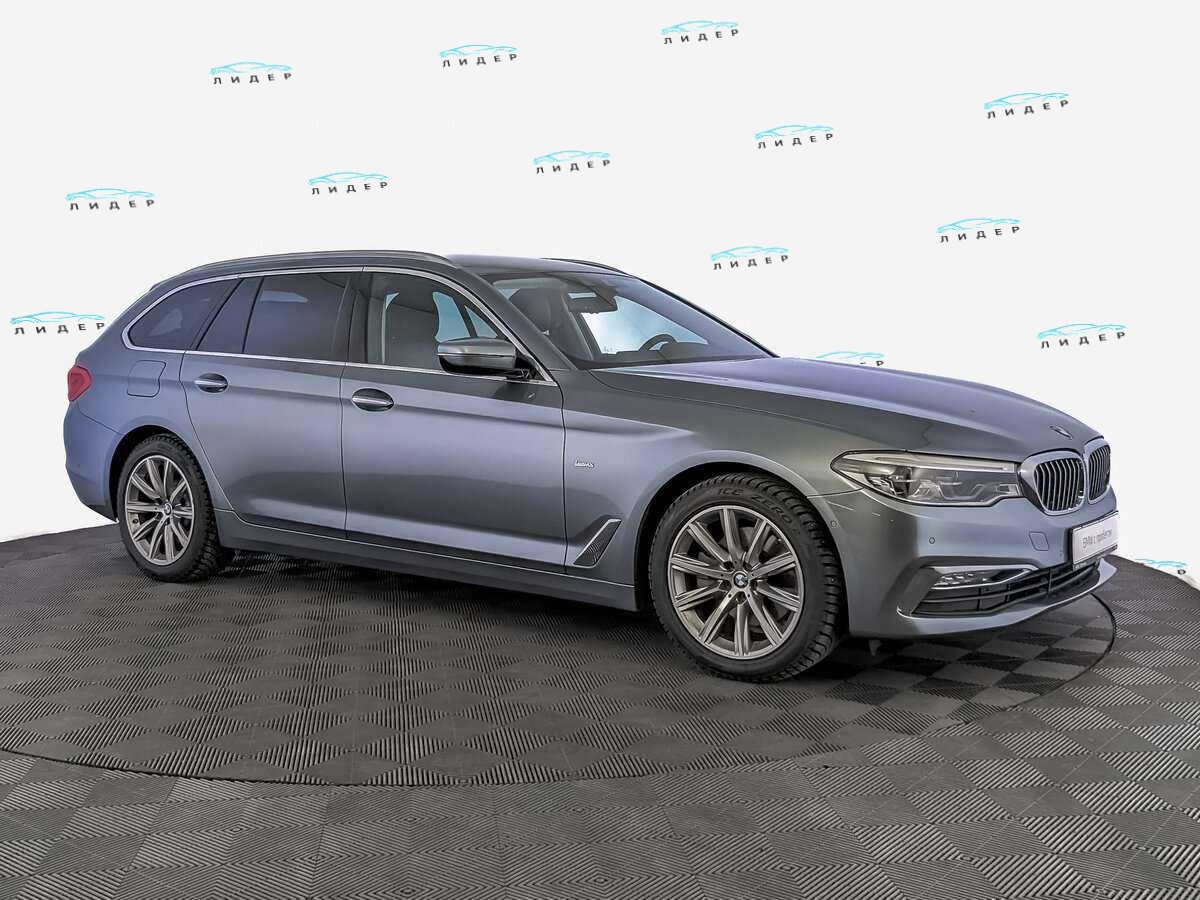 Б/У БМВ 5 серии 2019 года. Фото: #2