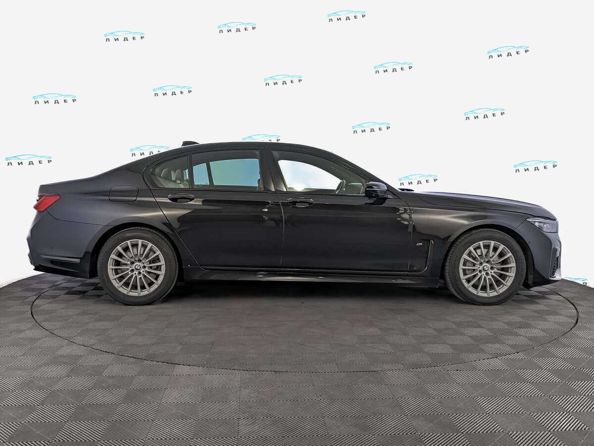 Б/У БМВ 7 серии 2020 года. Фото: #3