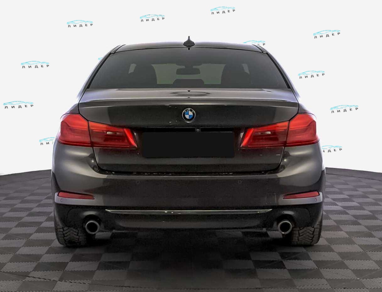 Б/У БМВ 5 серии 2017 года. Фото: #5