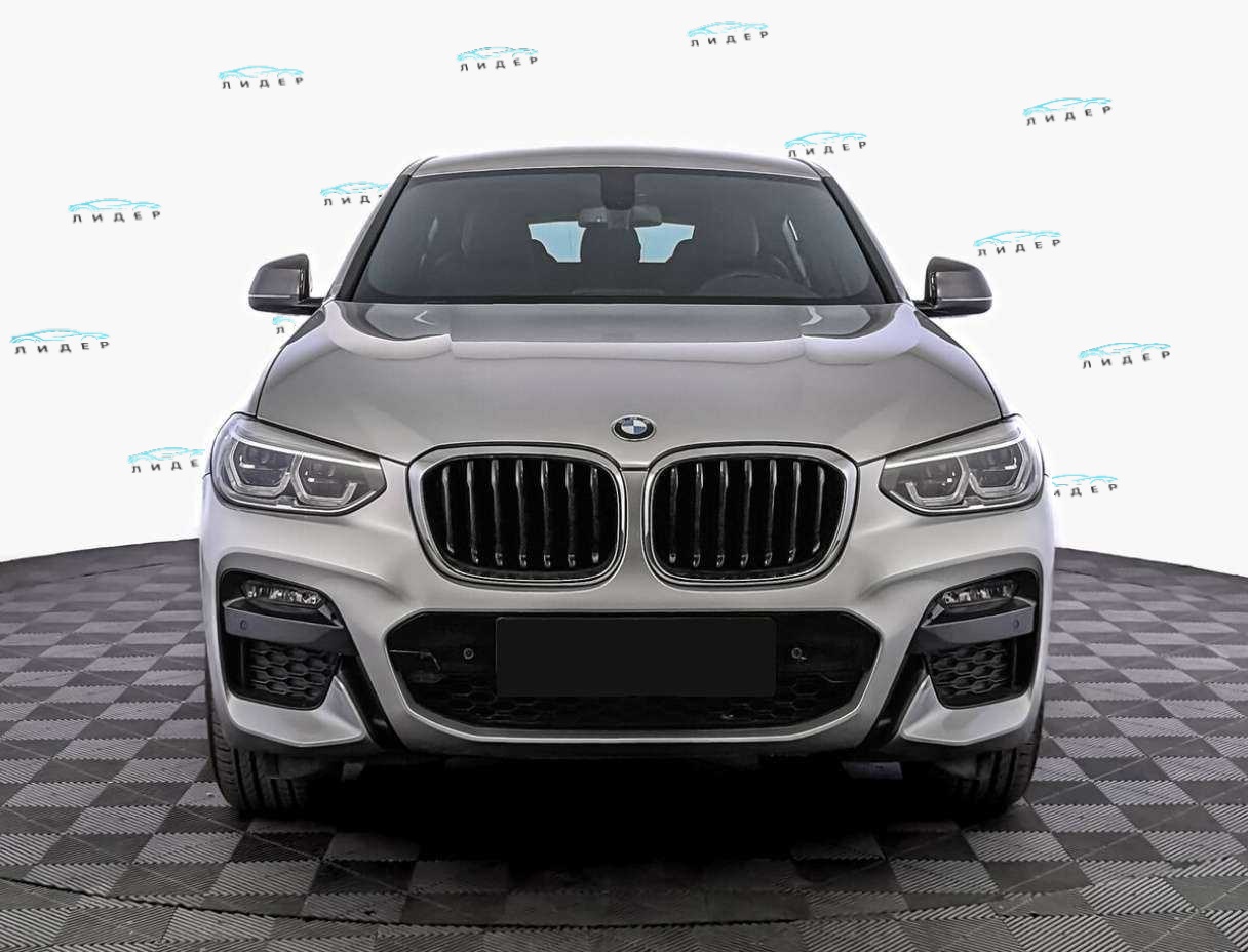 Б/У БМВ Икс4 2021 года. Фото: #1