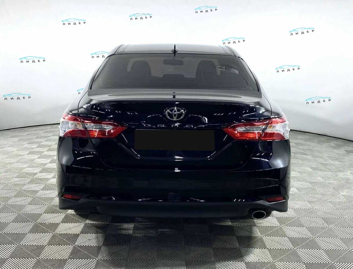 Б/У Тойота Камри 2020 года. Фото: #4