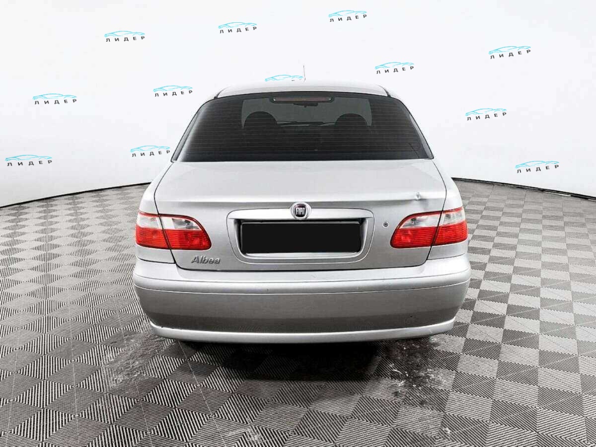 Б/У Фиат Альбеа 2011 года. Фото: #5