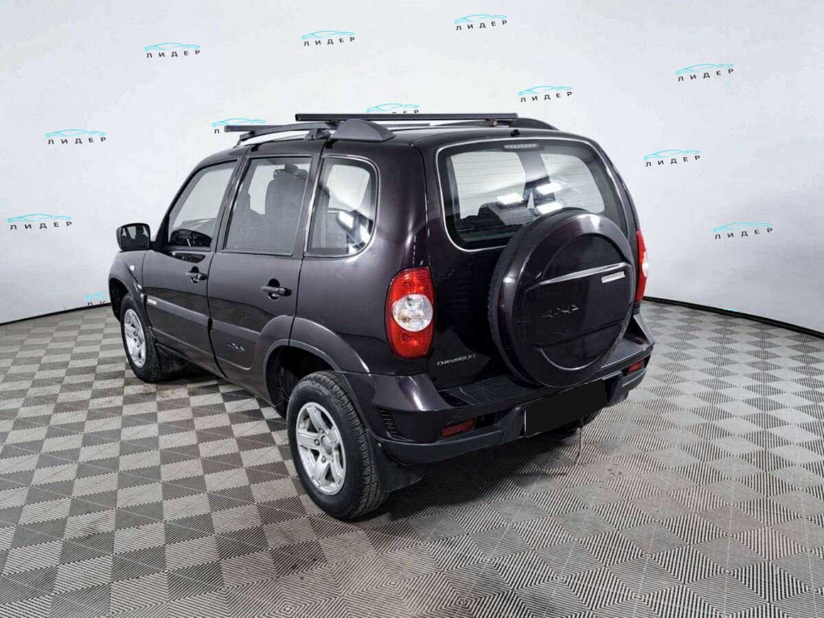 Б/У Шевроле Нива 2016 года. Фото: #6