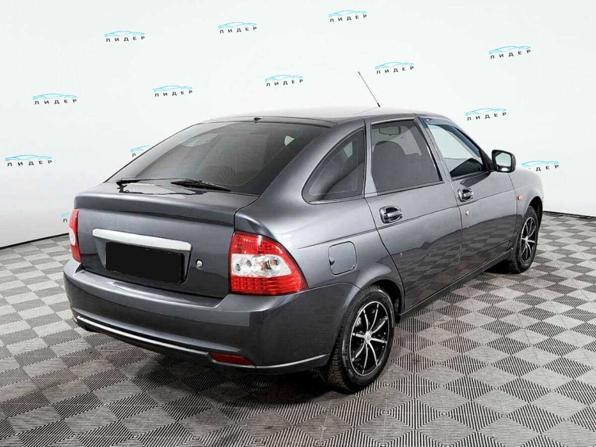 Б/У Лада (ВАЗ) Приора 2013 года. Фото: #4