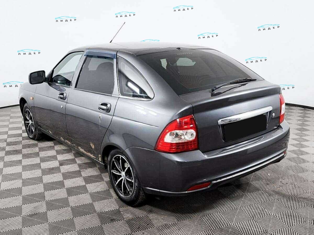 Б/У Лада (ВАЗ) Приора 2013 года. Фото: #6