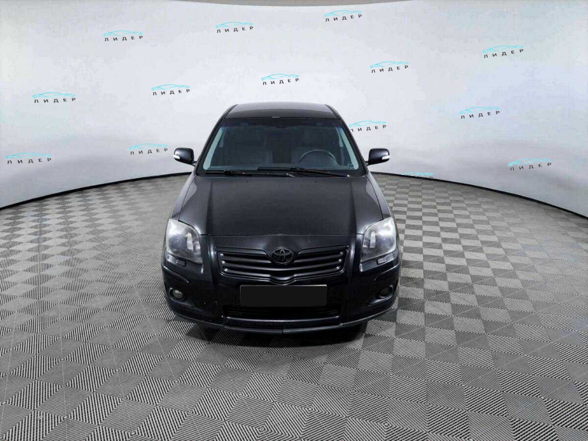 Б/У Тойота Авенсис 2007 года. Фото: #1