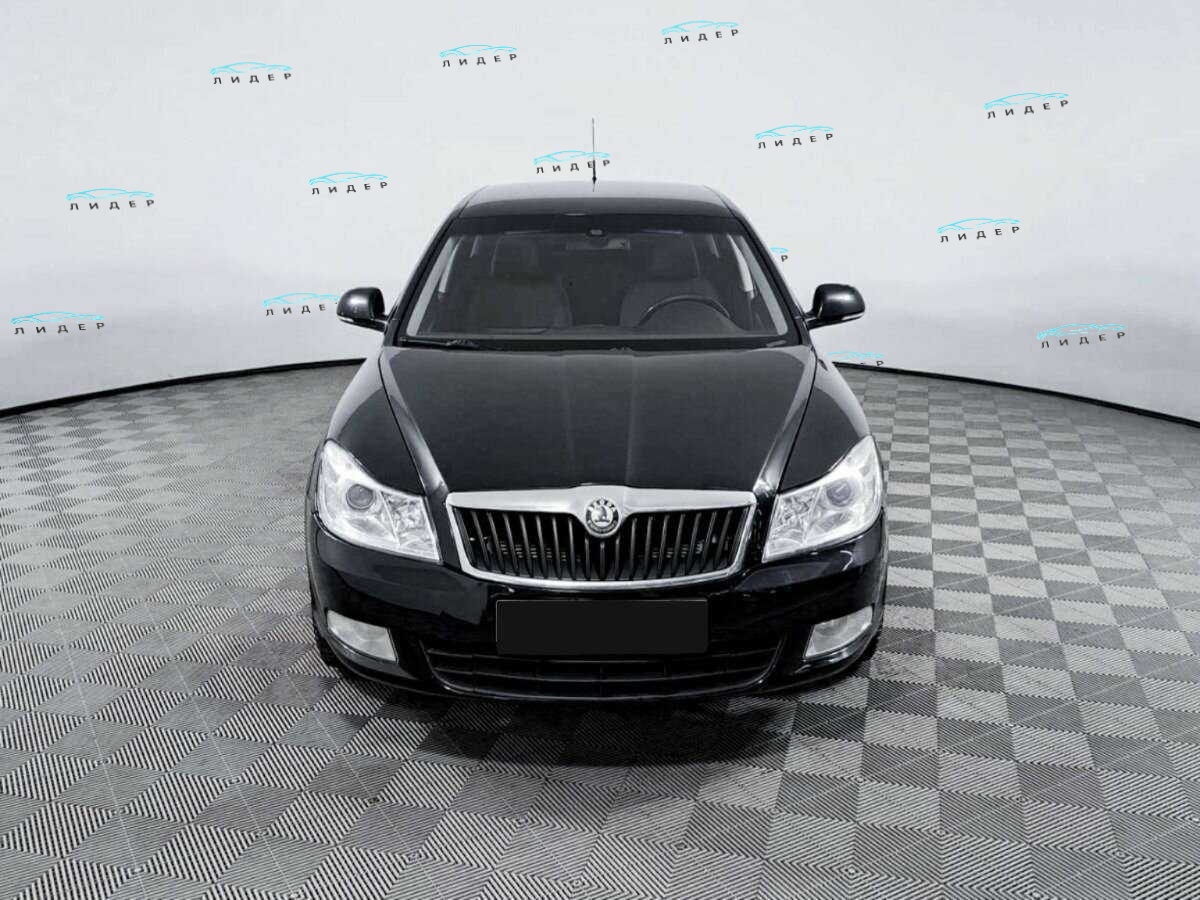 Б/У Шкода Октавия 2011 года. Фото: #1