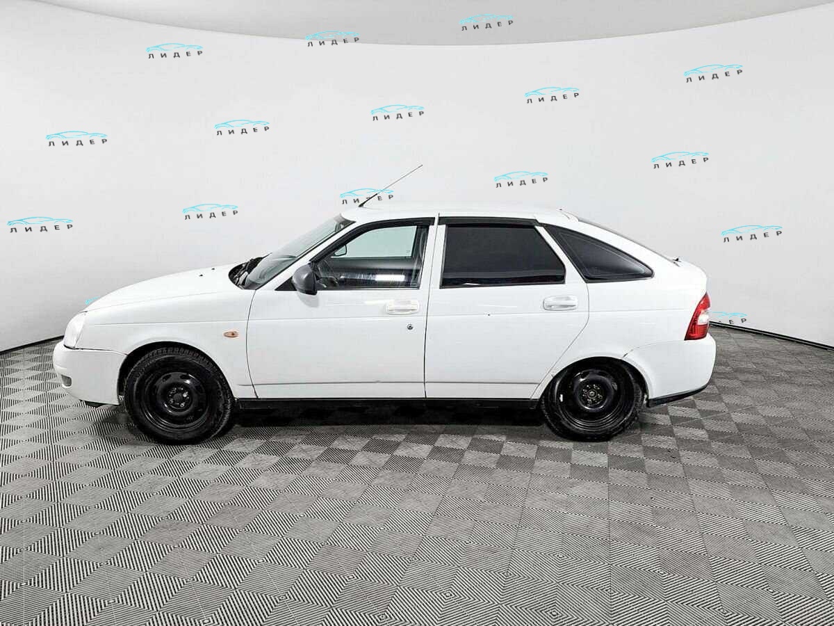 Б/У Лада (ВАЗ) Приора 2013 года. Фото: #6