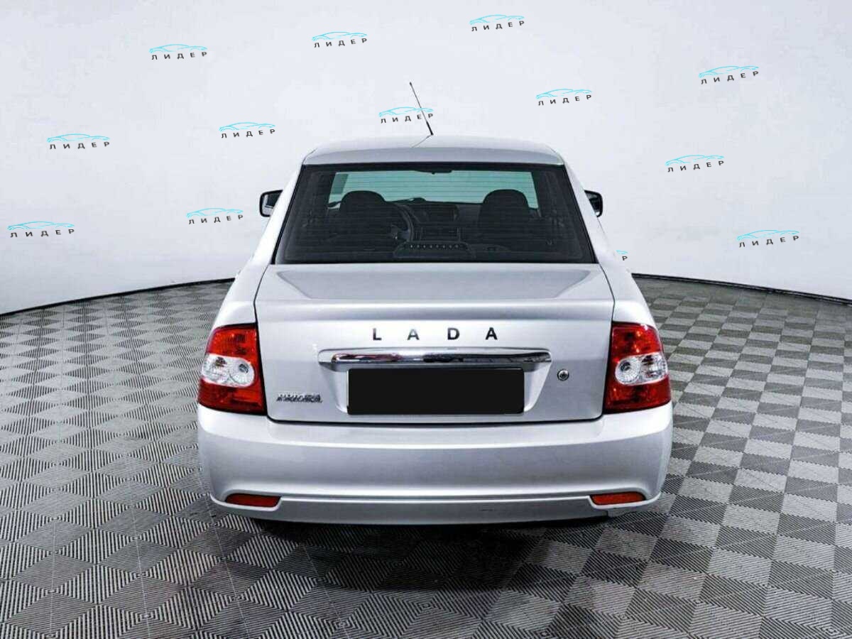 Б/У Лада (ВАЗ) Приора 2017 года. Фото: #5