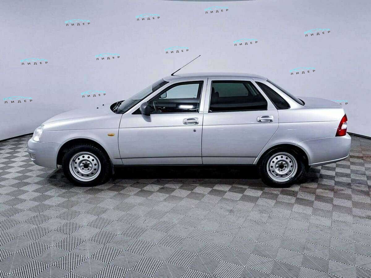 Б/У Лада (ВАЗ) Приора 2017 года. Фото: #7