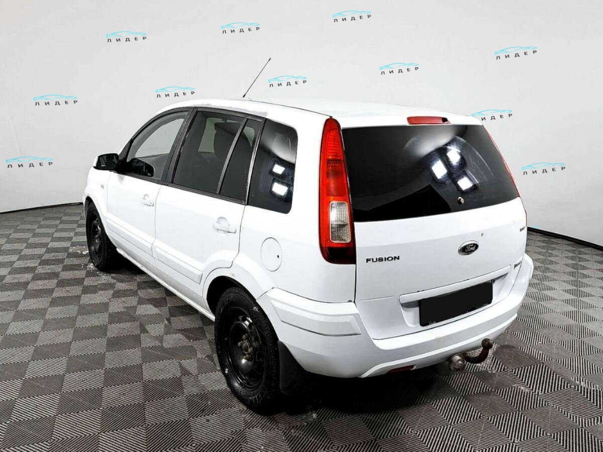 Б/У Форд Фьюжн 2009 года. Фото: #6